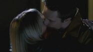 Imagen royalties-25809-episode-6-season-1.jpg
